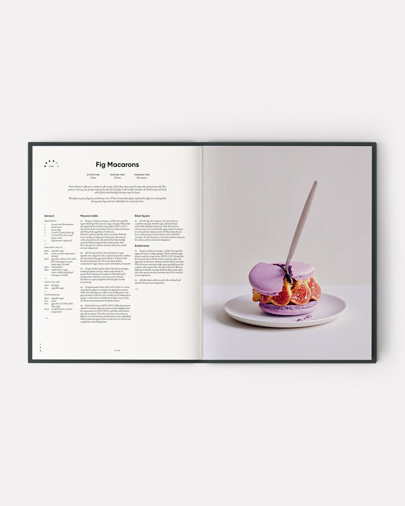 Book Gateaux: Sweets (Modern French Pastry) by Morihide Yoshida