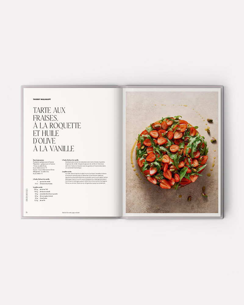 Book Le Goût de l'Excellence by Relais Desserts and Claire Pichon