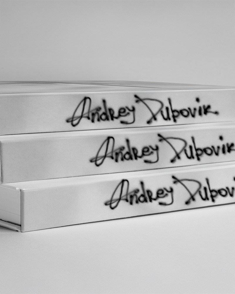 Offbeat Book by Andrey Dubovik. Techniques and Designs for Cutting-Edge Chocolates and bonbons.