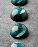 Offbeat Book by Andrey Dubovik. Techniques and Designs for Cutting-Edge Chocolates and bonbons.