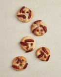 Break! book by Eric Ortuño with recipes about cookies, biscuits, petit fours and tea pastries