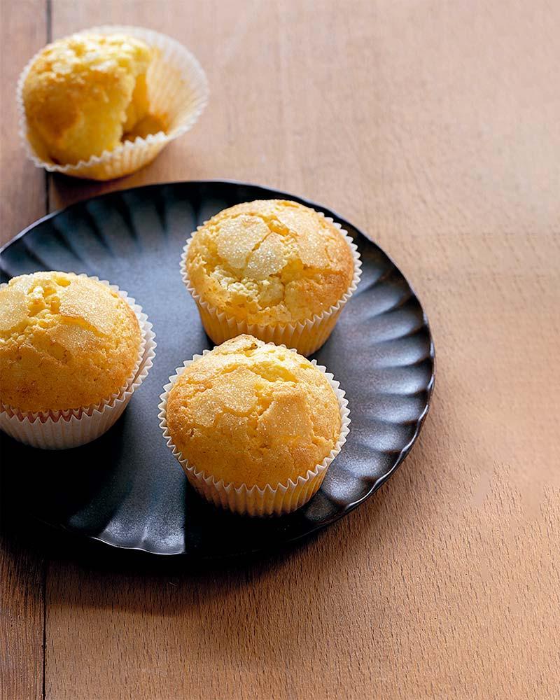 Je veux faire un gâteau mais je n'ai pas.... de farine, de beurre, d'uf, de sucre