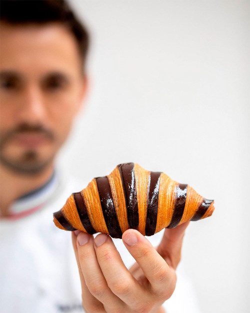Nuevo libro de Cyrille Van Der Stuyft: Viennoiserie, Leçons en pas à pas sobre bolleria y viennoiserie 2