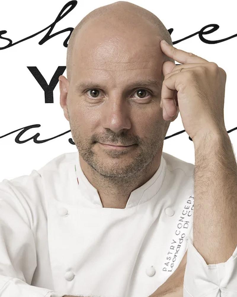Book Tradition in evolution. The art and science in pastry by Leonardo Di Carlo