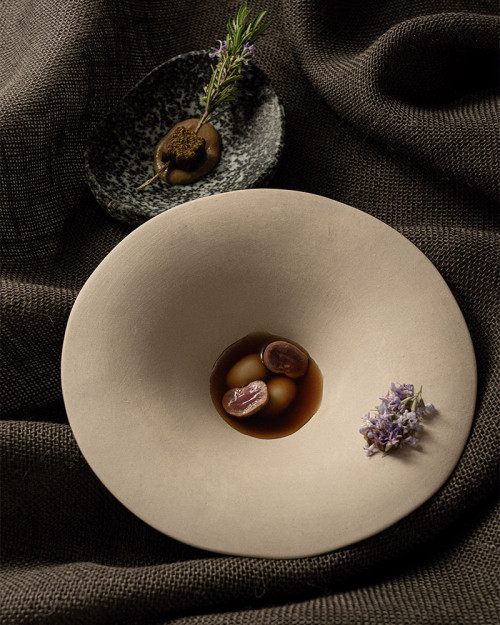 Revista Saber y Sabor 195. Mejor revista de alta cocina. Teatro Kitchen & Bar, Flama, Kabo, Hiu, Vandelvira, Barro y Bascoat. 2