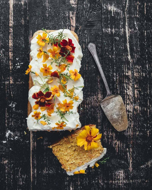 Book Flowers on a Plate: Delicious Floral Recipes 2